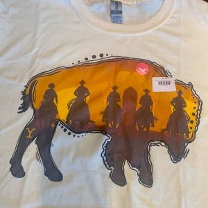 Yellowstone Buffalo Large Cream Background Crew Riding New